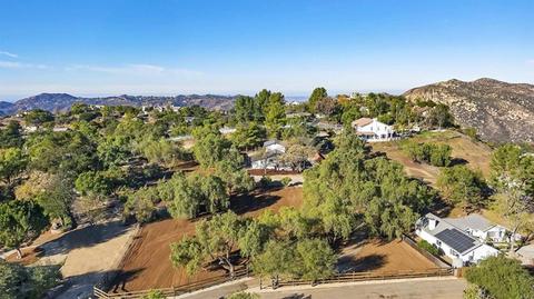 408 Alpine Heights Rd, Alpine, CA 91901 photo 1