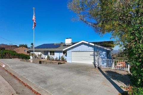 930 Sharon Way, El Cajon, CA 92020 photo 1