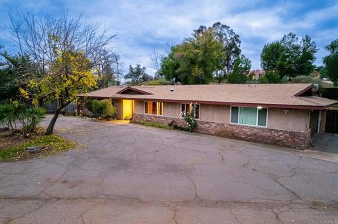 2328 Yucca Hill Rd, Alpine, CA 91901 photo 1