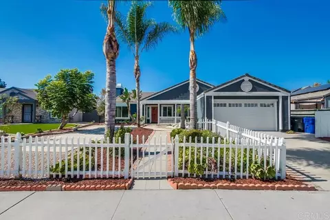 817 Sunningdale Dr, Oceanside, CA 92057