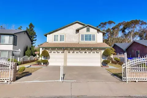 1677 Alaquinas, San Ysidro, CA 92173