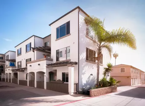 723 Diamond St, San Diego, CA 92109