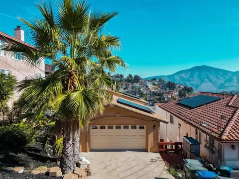1649 La Presa Ave, Spring Valley, CA 91977