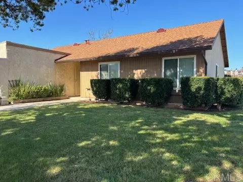 10950 Hansom Ln, Spring Valley, CA 91978