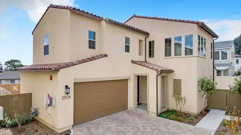 2304 Venus Ct, Spring Valley, CA 91977