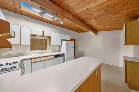 6456 Tooley St, San Diego, CA 92114