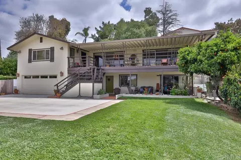 8903 Bowling Green Dr, La Mesa, CA 91941