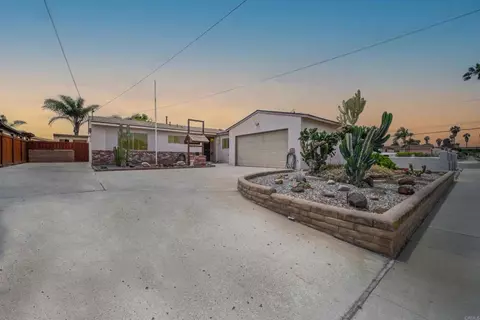 162 E Quintard St, Chula Vista, CA 91911