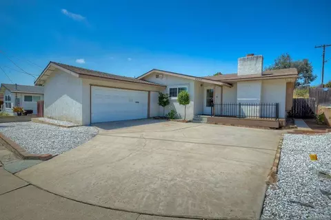 2902 Manos Dr, San Diego, CA 92139