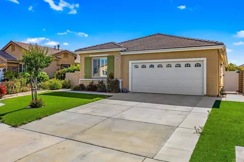 30272 Moon Star Cir, Menifee, CA 92584