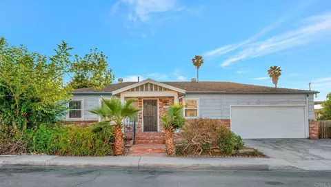 4966 68th St, San Diego, CA 92115