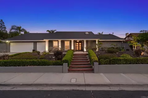 7991 Eastridge Dr, La Mesa, CA 91941