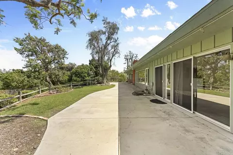 3232 Orchard Hill Rd, Bonita, CA 91902