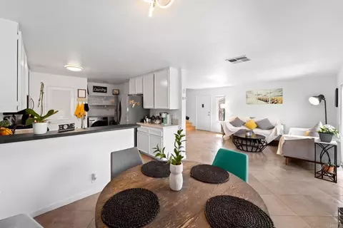 6881 Panamint #3, San Diego, CA 92139
