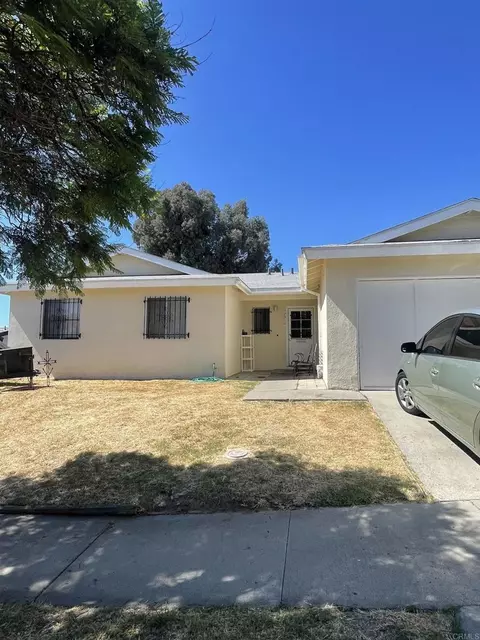 7914 Shorewood Dr, San Diego, CA 92114