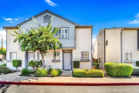 2216 Kings View Cir, Spring Valley, CA 91977