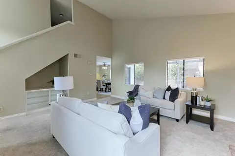 8022 High St, La Mesa, CA 91941