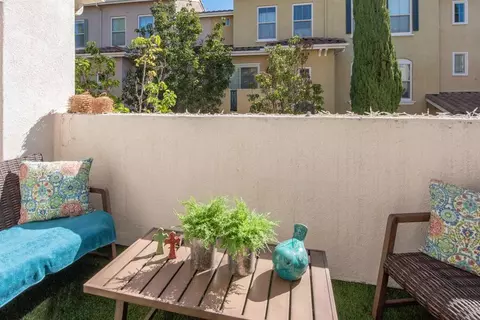 2264 Huntington Point Rd #104, Chula Vista, CA 91914