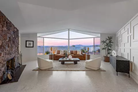 210 Dewitt Ct, El Cajon, CA 92020