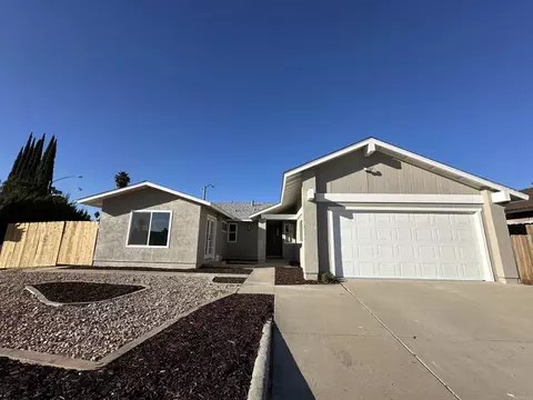 9804 Costa Lago St, Spring Valley, CA 91977