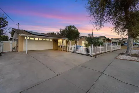 1525 Walbollen St, Spring Valley, CA 91977