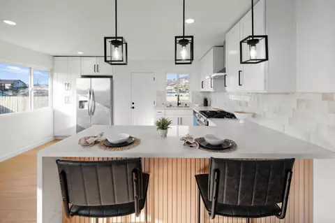 655 Sacramento Ave, Spring Valley, CA 91977