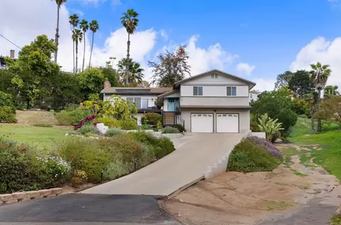 10964 Dutton Dr, La Mesa, CA 91941