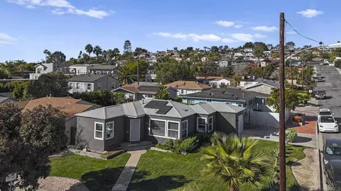 1780 Chalcedony St, San Diego, CA 92109