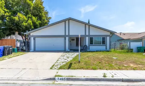 7495 San Vicente St, San Diego, CA 92114