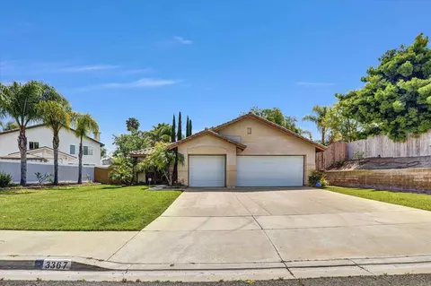 3367 Monique Ln, Spring Valley, CA 91977