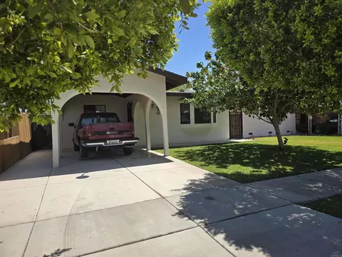 704 S H St, Imperial, CA 92251