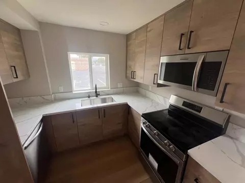 Kitchen - 1021 D St, Ramona, CA 92065 photo 2 of 5