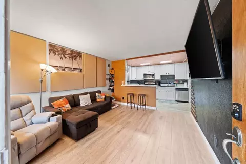 1845 Bayview Heights Dr #110, San Diego, CA 92105