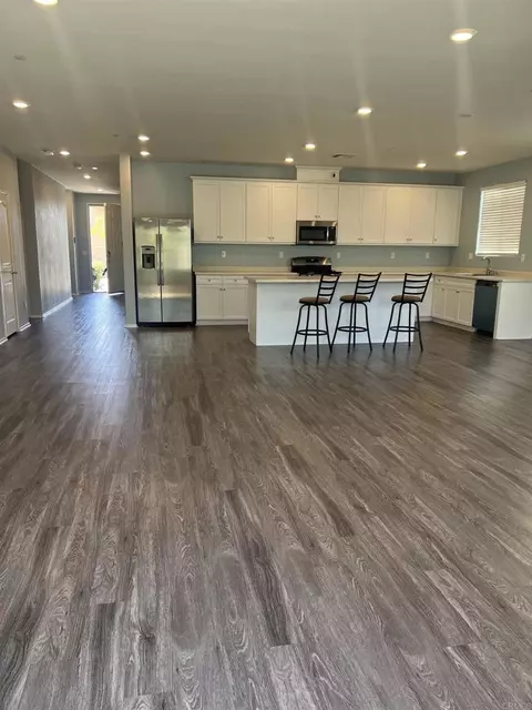 32323 Roman Warren Way, Winchester, CA 92596