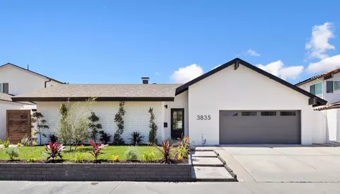 3835 Humboldt Dr, Huntington Beach, CA 92649