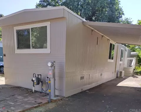 12125 Lake Blvd #SPACE 14, Redding, CA 96003