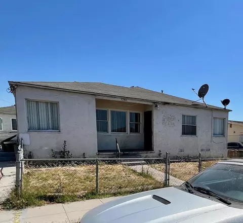 5245 Churchward St, San Diego, CA 92114