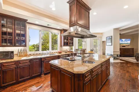 Kitchen - 14963 Huntington Gate Dr, Poway, CA 92064 photo 1 of 7