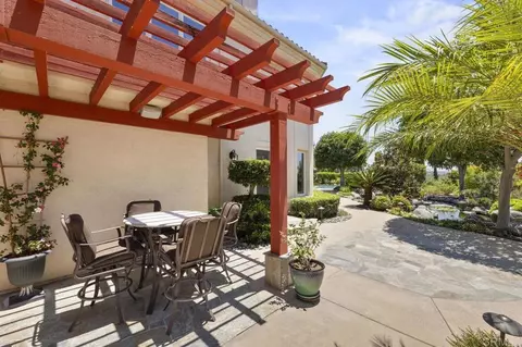 Exterior - 14963 Huntington Gate Dr, Poway, CA 92064 photo 10 of 10