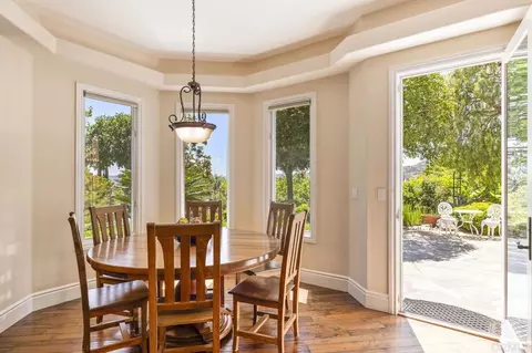 Dining - 14963 Huntington Gate Dr, Poway, CA 92064 photo 5 of 5