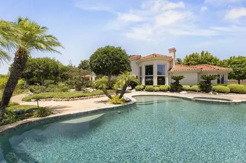 Exterior - 14963 Huntington Gate Dr, Poway, CA 92064 photo 7 of 10