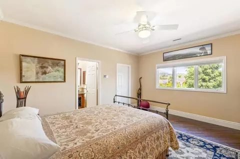 Bedroom - 14963 Huntington Gate Dr, Poway, CA 92064 photo 5 of 6
