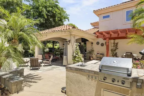 Exterior - 14963 Huntington Gate Dr, Poway, CA 92064 photo 9 of 10
