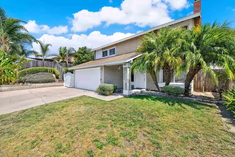 8329 Ildica St, Lemon Grove, CA 91945