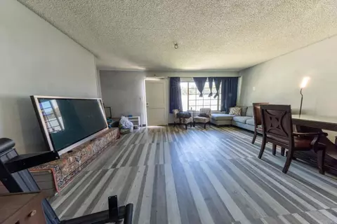 Living - 1109 E Lexington, El Cajon, CA 92019 photo 3 of 5