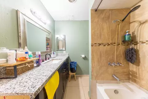 Bath - 1109 E Lexington, El Cajon, CA 92019 photo 5 of 6