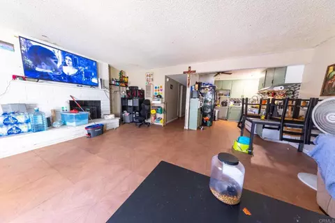 Living - 1109 E Lexington, El Cajon, CA 92019 photo 4 of 5