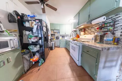 Kitchen - 1109 E Lexington, El Cajon, CA 92019 photo 3 of 4