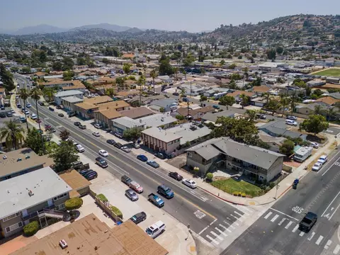 View/Area - 1109 E Lexington, El Cajon, CA 92019 photo 3 of 9