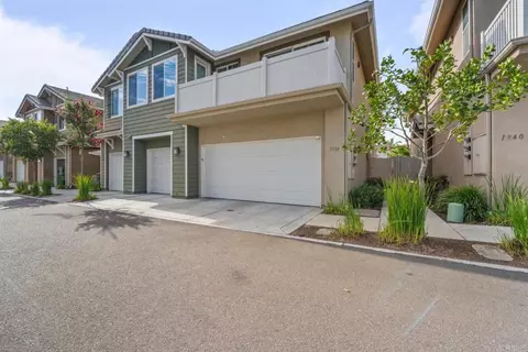 1334 Shoshone Falls Dr, Ramona, CA 92065